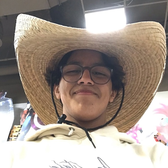 Meet your Posher, Omar - Picture 1 of 1